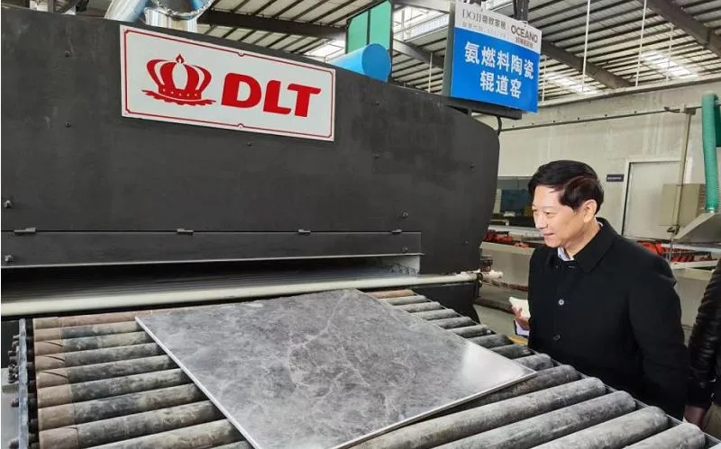 Figure 4. The world’s first green tile fired with zero-carbon ammonia fuel comes off the line